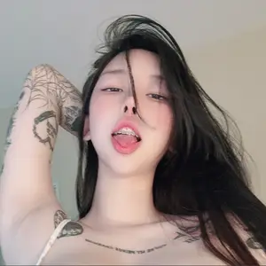 Yume🐻 (xgina) • Photos & Videos