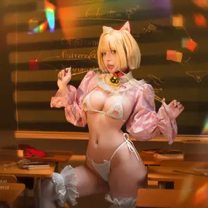 Umeko J - The Purring Classmate (3)