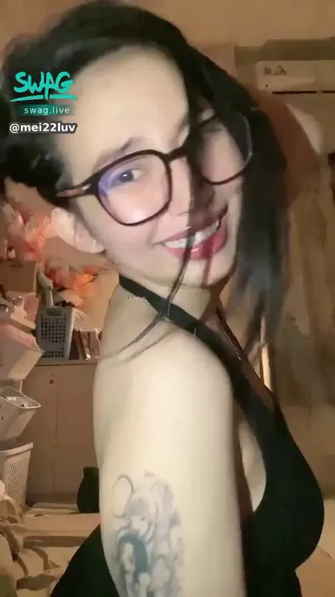 Livestream mei22luv #4 (202509269842)