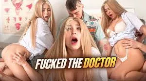 Em thực tập sinh y được đào tào tạo về cách kham dương vật (202511103108)